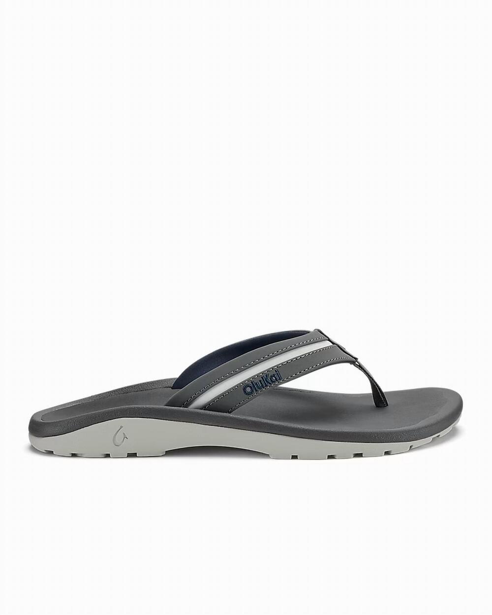 NEW OLUKAI men's ohana palua flip-flop sandal in cloud grey/rock